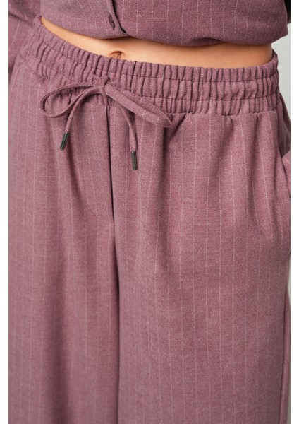 Kadın Bol Paça Beli Lastikli Çizgili Desenli Pantolon fırsatları