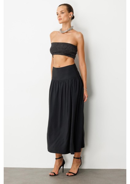 Korsajlı Büzgülü Uzun Etek-Siyah modelleri
