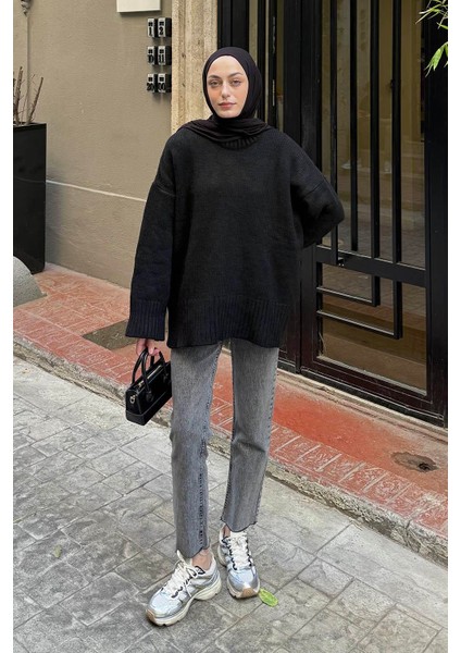 Geniş Kollu Kazak Siyah