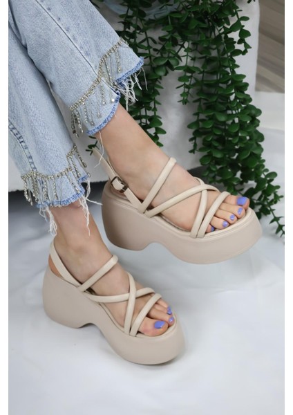 Kadın Paris Kalın Taban 9 cm Ortopedik Sandalet Bej