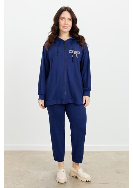 Büyük Beden Taş Baskı Sweatshirt-Lacı