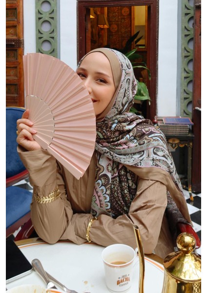 Feyza Hakyemez'in Tercihi Olea Vizon Nilla Pamuklu Şal