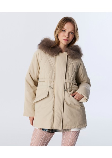 Kadın Mont TW6250012218 Taş fiyatları