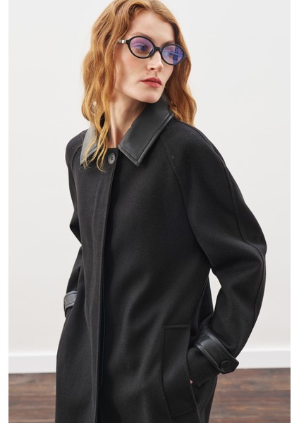 Deri Detaylı Kaşe Kaban Siyah fırsatları