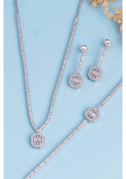 Baget Taşlı Rodyum Kaplama 925 Ayar Gümüş Düğün Seti fiyatları