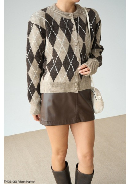 Baklava Desenli Vizon Kahve Kalın Düğmeli Hırka fiyatları