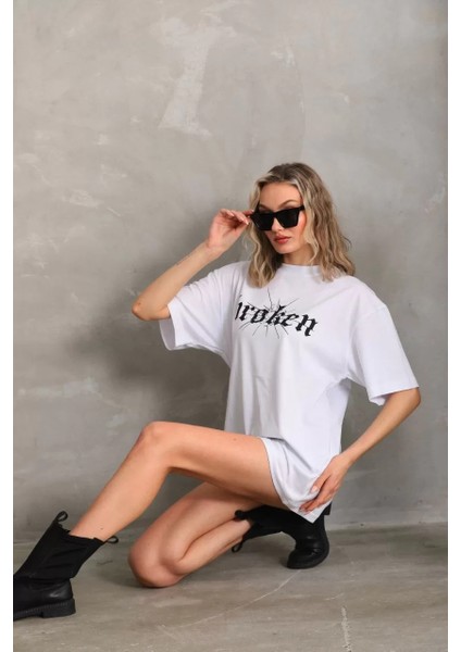 Unisex Baskılı Oversize T-Shirt - Beyaz fırsatları