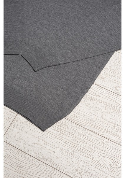 V Yaka Battal (Büyük Boy) Yünlü Triko Kazak fırsatları