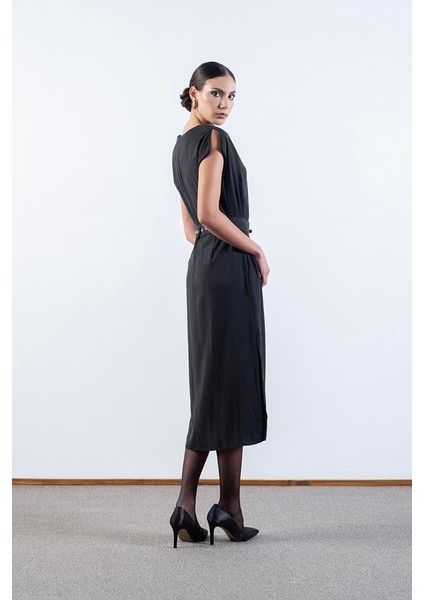 Rowland Bisiklet Yaka Yanları Omuzları Yırtmaçlı Kemerli Elbise Siyah modelleri