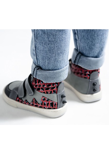 Erkek Çocuk Gri Hakiki Deri Suya Dayanıklı Anatomik Günlük Bot