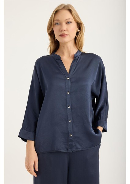 Dik Yaka ¾ Kol Yarasa Gömlek