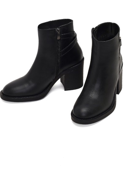 Kadın Siyah Fermuarlı Kalın Topuklu Bot 25WFE251418 modelleri