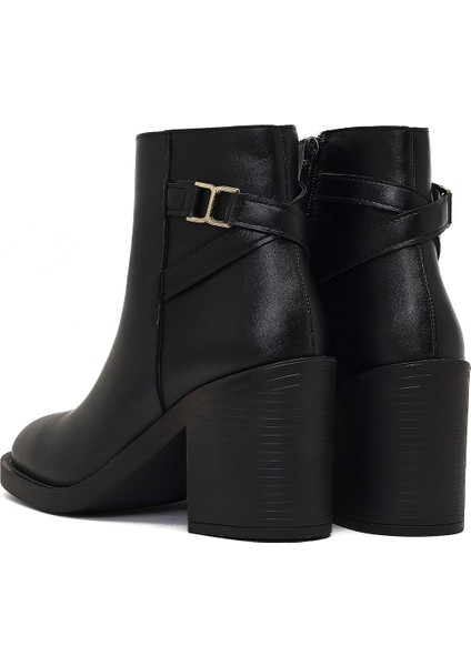 Kadın Siyah Fermuarlı Kalın Topuklu Bot 25WFE251418