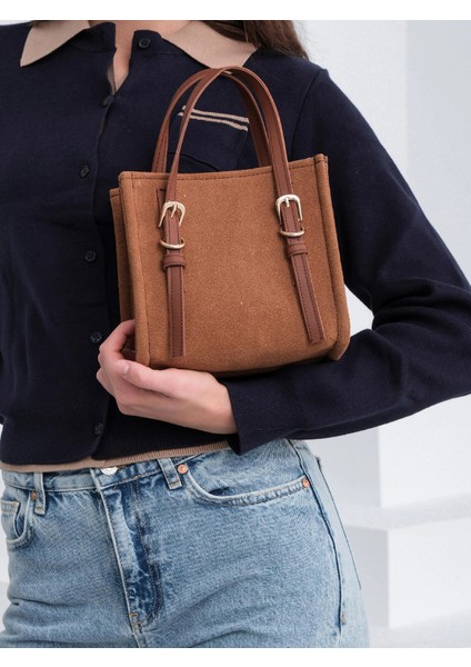 Elia Kemer Detaylı Süet Çapraz Çanta