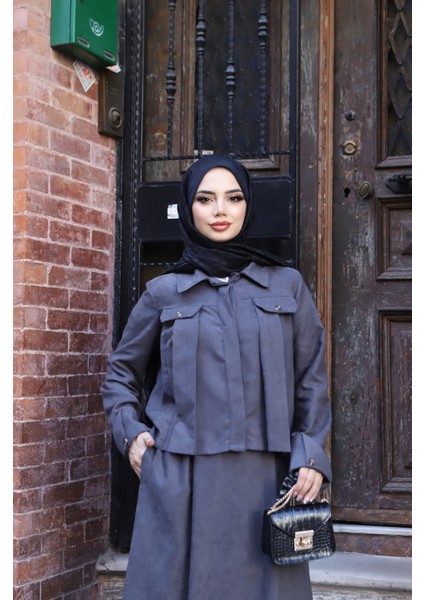 Cepli Detaylı Süet Etekli Takım modelleri