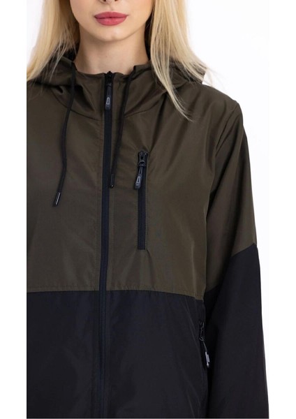İçi Astarlı Su ve Rüzgar Geçirmez Cepli Kadın Yağmurluk indirimleri