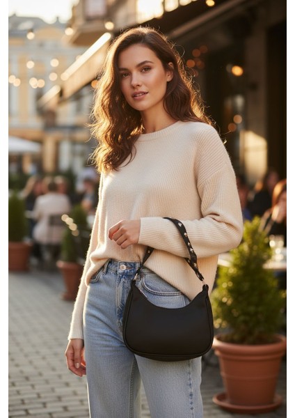 Derimsi Kemer Detaylı Minimalist Çanta fırsatları