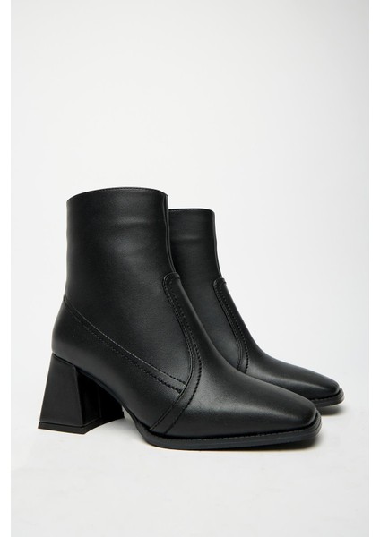 Siyah Kadın Topuklu Kare Burun Fermuarlı Bot fırsatları