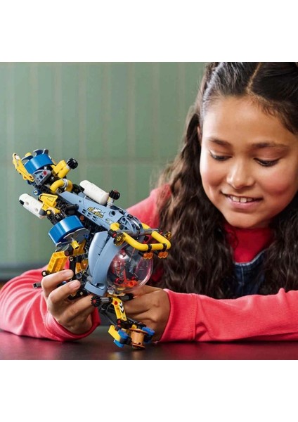 LEGO Technic Derin Deniz Araştırma Denizaltısı 42201 modelleri