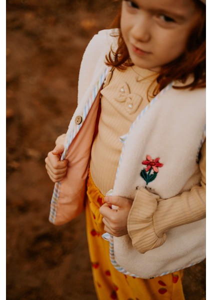 Petit Paris Çiçek Nakışlı Peluş Krem Yelek modelleri