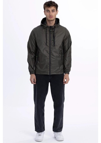 İçi Astarlı Su ve Rüzgar Geçirmez Erkek Cepli Yağmurluk modelleri