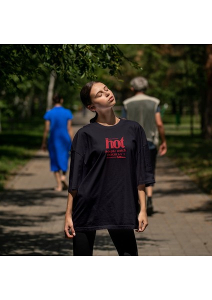 Hot People Watch Formula 1 Oversize Tişört - Siyah fiyatları