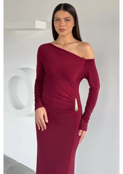 Kadın Omuz Dekolteli Gold Tokalı Drapeli Likralı Elbise P-00018924