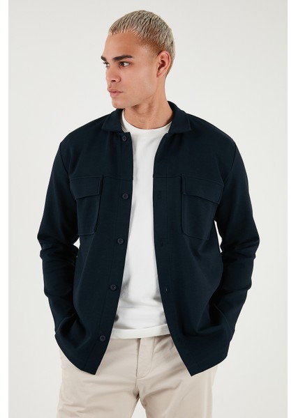 Pamuklu Regular Fit Klasik Yaka Göğüs Cep Detaylı Gömlek Erkek Gömlek 5901220