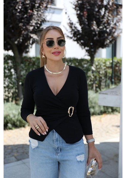 Siyah Tokalı Kruvaze Uzun Kollu Bluz fırsatları