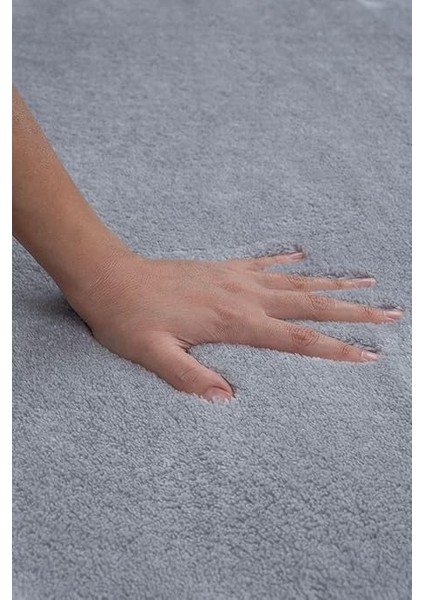 Home Gri Peluş Banyo Paspası | Kaymaz Tabanlı, Yumuşak Doku | Makinede Yıkanabilir | 4 Farklı Ölçü Seçeneği (40X60 Cm) indirimleri