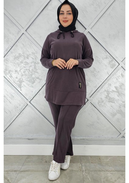 Kadın Kapüşonlu Arma Detaylı Tesettür Takım modelleri