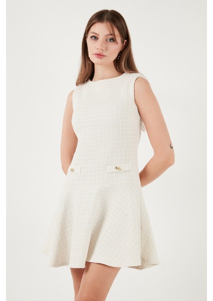 Pamuklu Regular Fit Bisiklet Yaka Düğme Detaylı A Kesim Mini Elbise Bayan Elbise 6525687 fırsatları