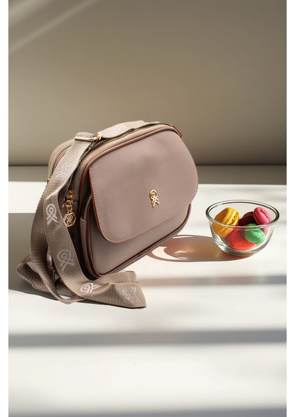 Astarlı Askılı 3 Bölmeli El ve Omuz Çantası 111003 fiyatları