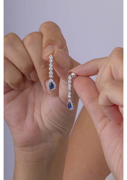 Safir Taşlı Damla Motifli Rodyum Kaplama Gümüş Küpe fiyatları