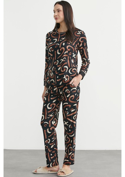 Yumuşak Dokulu Desenli Pijama Takım - Siyah fırsatları