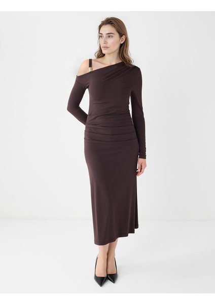 Acı Kahve Asimetrik Yaka Uzun Kollu Örme Midi Elbise