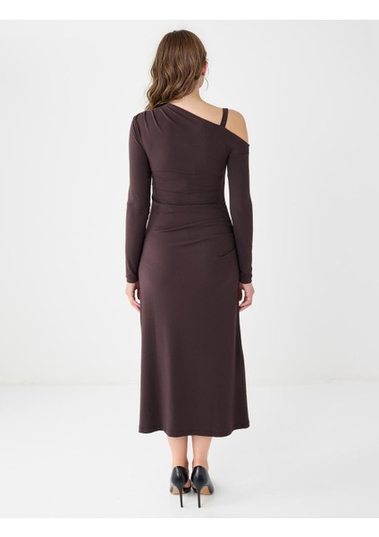 Acı Kahve Asimetrik Yaka Uzun Kollu Örme Midi Elbise indirimleri