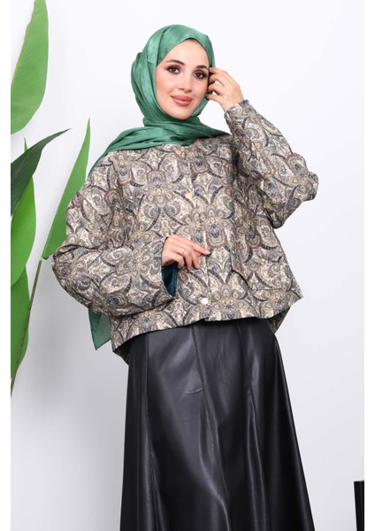 Yeşil Etnik Desenli Kısa Ceket