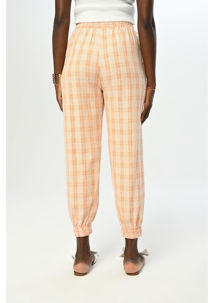 Kadın Rahat Kalıp Beli Lastikli Ekose Desenli Pantolon fırsatları