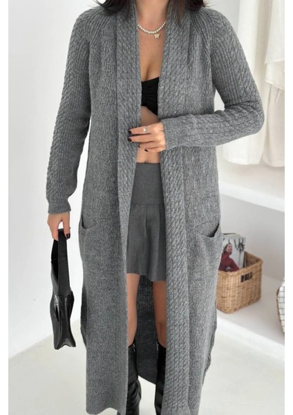 Kadın Yumuşak Dokulu Cepli Örgü Diz Altı Uzun Triko Hırka modelleri