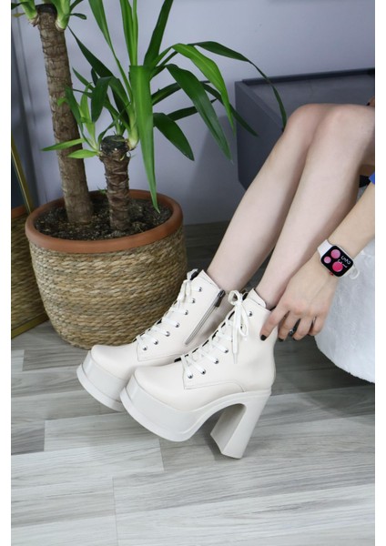 Kadın Lina Bağcık Detayı 12 cm Platformlu Bot Krem fiyatları