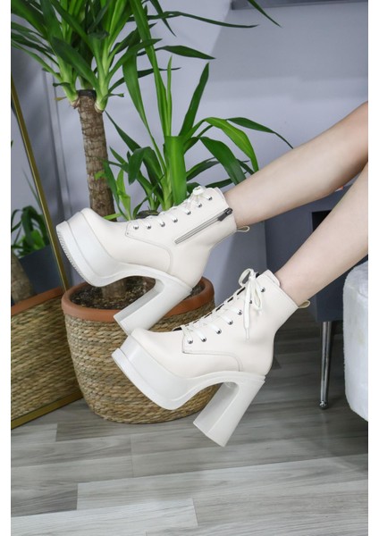 Kadın Lina Bağcık Detayı 12 cm Platformlu Bot Krem modelleri