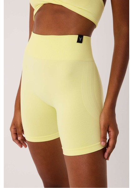 Amara Spor Şort Yüksek Bel Esnek Şekillendirici ve Toparlayıcı Seamless Tayt Kısa Şort
