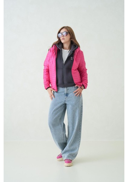 İçi Astarlı Su ve Rüzgar Geçirmez Cepli Kapüşonlu Kadın Mont fiyatları