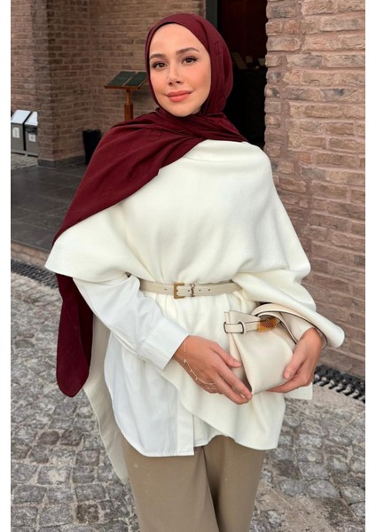 Feyza Hakyemez'in Tercihi Robe Asimetrik Triko Kap Ekru