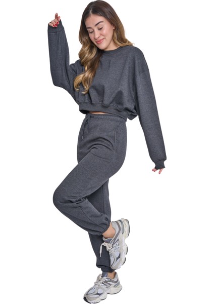 Kadın Üç Iplik Içi Pamuklu Şardonlu Eşofman Takımı Bisiklet Yaka Crop Eşofman Takımı indirimleri