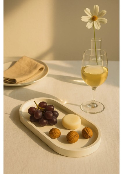 Beyaz Beton Oval Tepsi – Şık ve Dayanıklı Dekoratif Sunum Tepsisi (18×9 Cm) fiyatları