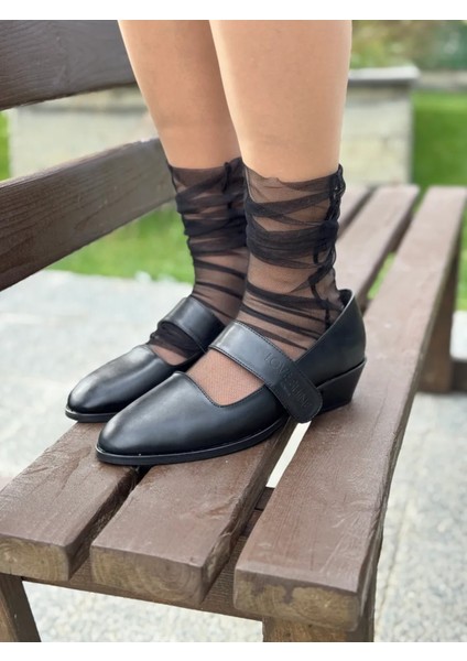 Alvesta Büyük Numara Ahşap Ökçeli Bantlı Kadın Ayakkabı Şık ve Rahat Stil