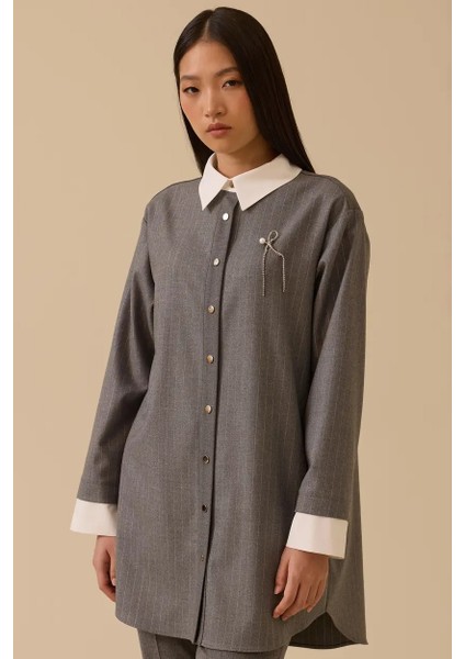 Kadın Aksesuar Detaylı Çizgili Tunik - Gri