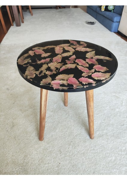 El Yapımı Gerçek Yapraklı Epoksi Yan Sehpa – Siyah Zeminli Şeffaf Reçine, Dekoratif Naturel Ahşap Ayaklı 35 cm fırsatları